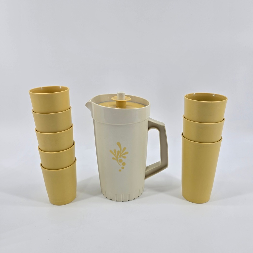 Vintage Tupperware 1qt. Pitcher Tumbler Set 9pc Harvest Gold Almond Floral